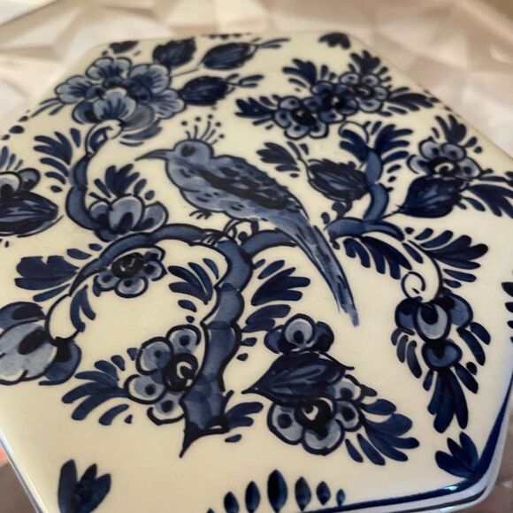 Dieft Blauw Blue and White Bird Vintage Trinket Box Hand Painted Made inHolland - Picture 14 of 15